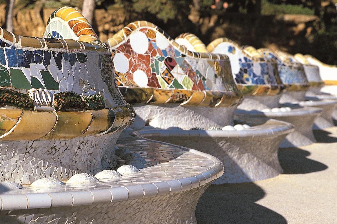 Masterpieces of Gaudí: Park Güell & La Pedrera (Casa Milà)