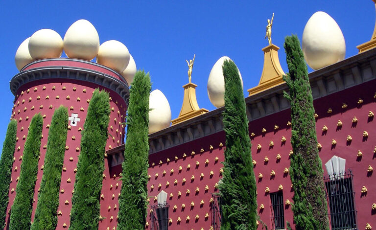 Dalí Museum & Girona Tour